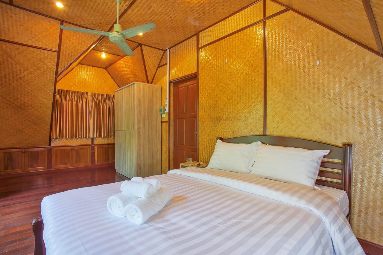 Traditional Thai Villa Nikkie In Tropical Nature, 4Br & Pool, Near Rawai Beach Nai Harn Exterior foto