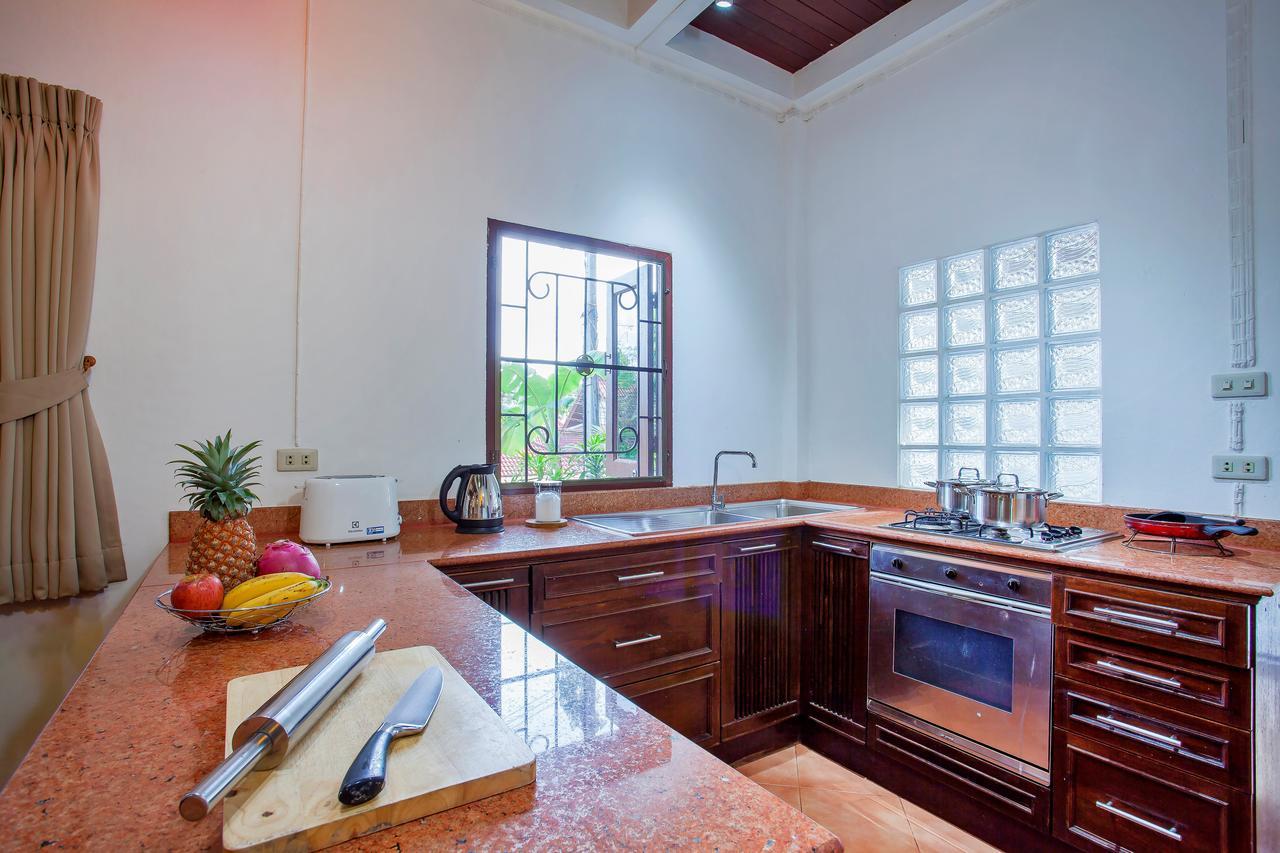 Traditional Thai Villa Nikkie In Tropical Nature, 4Br & Pool, Near Rawai Beach Nai Harn Exterior foto